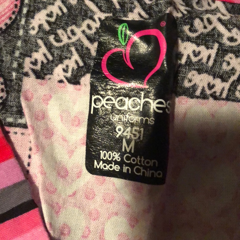 Scrub Set 👩🏼‍⚕️ - Picture 5 of 5